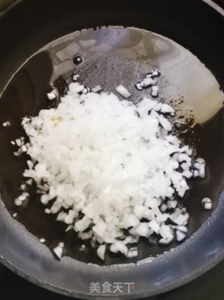 芝香茄汁牛肉意面的做法步驟：4