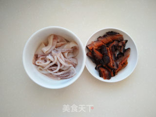 維尼熊咖喱海鮮飯的做法步驟：2