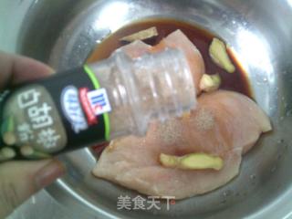 油煎雞胸肉的做法步驟：7