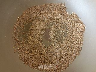 自制胡麻鹽兒的做法步驟：3