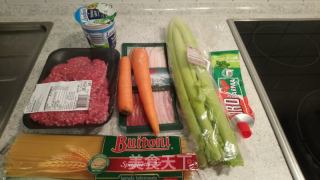 番茄肉醬意面的做法步驟：1