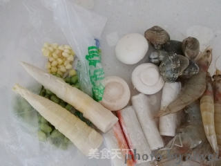 海鮮焗飯的做法步驟：1