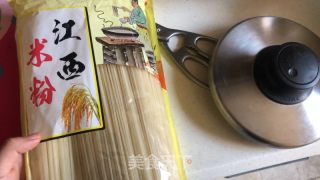 家常素食米線的做法步驟：1