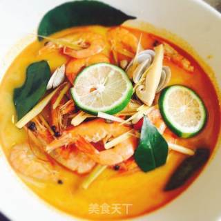 泰式冬陰功湯的做法步驟：1