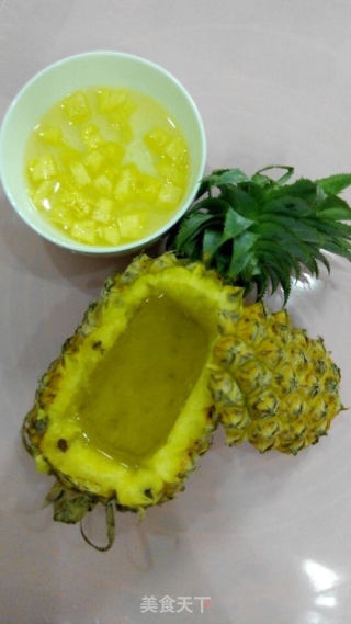 菠蘿海鮮焗飯的做法步驟：1