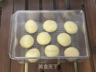 早餐必備，松軟香甜超好吃的奶香排包！的做法步驟：5