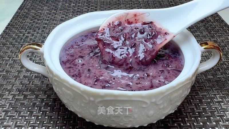 黑糯米銀耳粥的做法