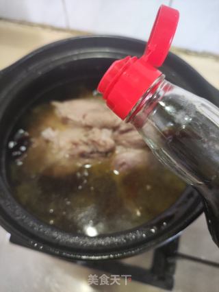 冰糖肘子的做法步驟：4