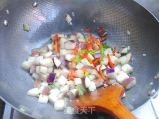 輕松搞定下飯菜——豆瓣醬茄丁的做法步驟：5