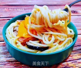 奶油培根香菇意面的做法步驟：14