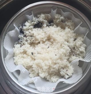 椰汁芒果糯米飯的做法步驟：5