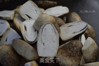 耗油燴鮮蓮草菇的做法步驟：7