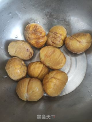 子姜板栗雞的做法步驟：1