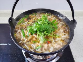 小鍋酸辣米線的做法步驟：15