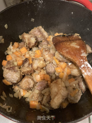 法式紅酒燉牛肉的做法步驟：15