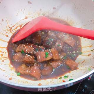 家傳紅燒肉的做法步驟：7