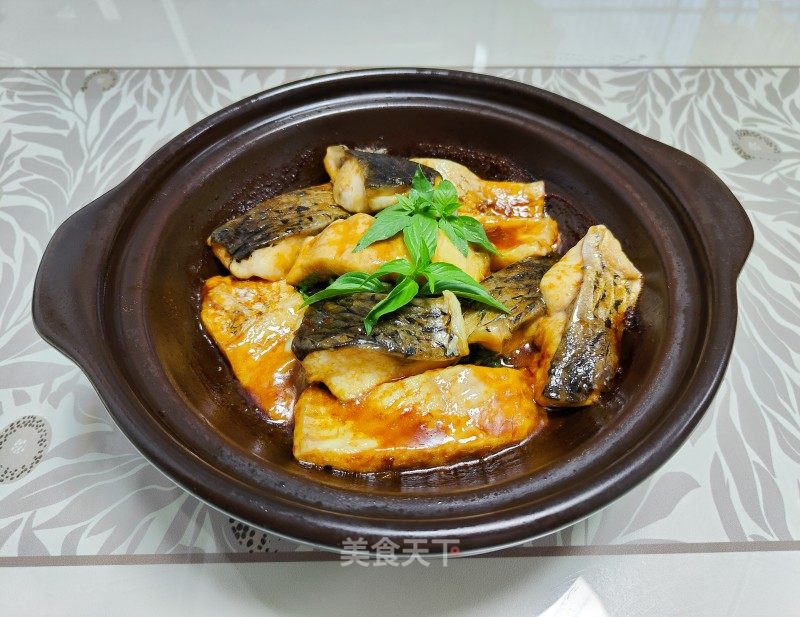 砂鍋焗魚腩的做法