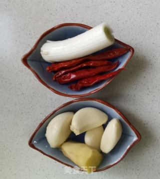 清炒芥菜的做法步驟：2