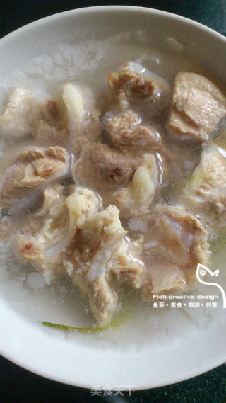 檸醋陳皮糖醋小排的做法步驟：1