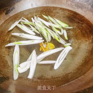 泡椒黃喉毛肚的做法步驟：1