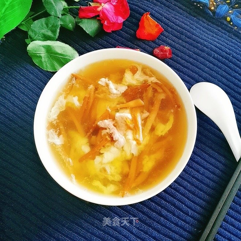 黃花菜肉片湯的做法