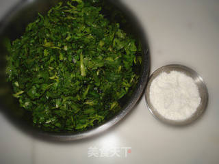 簡易版蒸茼蒿的做法步驟：1