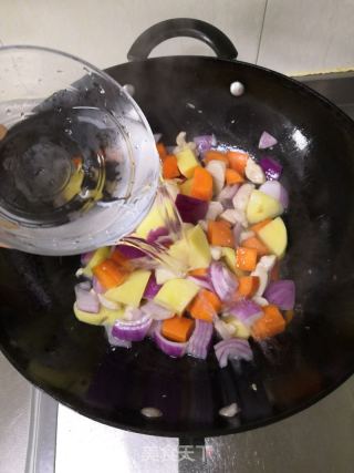 咖喱雞肉飯的做法步驟：5