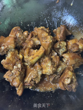 干鍋豬腳的做法步驟：10