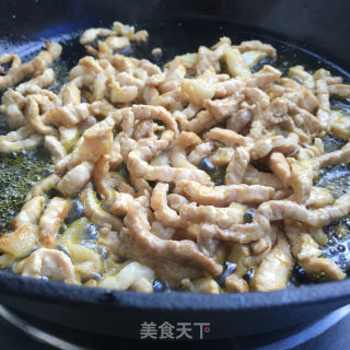 家常京醬肉絲的做法步驟：9