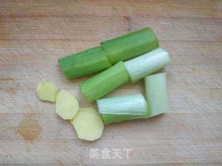 照燒雞胸肉的做法步驟：1