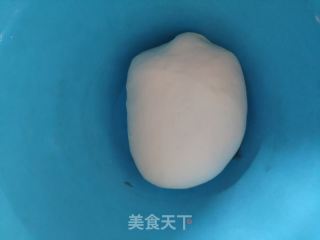 水果簡(jiǎn)易披薩的做法步驟：1