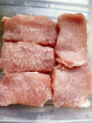 超簡單自制咸肉的做法步驟：1