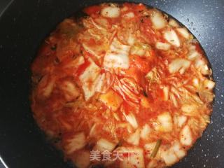 海帶芽泡菜粉絲湯的做法步驟：7