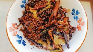 炸一鍋料油才能成就美味的做法步驟：7