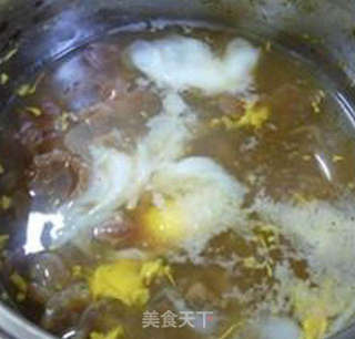 鴿子蛋桂圓甜湯的做法步驟：5