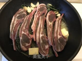 迷迭香雜蔬烤法式羊排的做法步驟：9