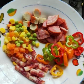 菠蘿炒飯的做法步驟：4