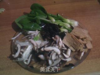 三鮮土豆粉的做法步驟：2