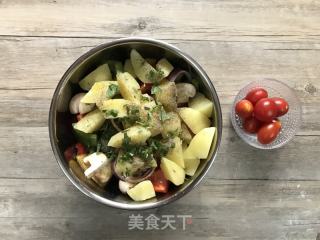 迷迭香雜蔬烤法式羊排的做法步驟：3