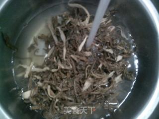筍干菜燒肉骨的做法步驟：3