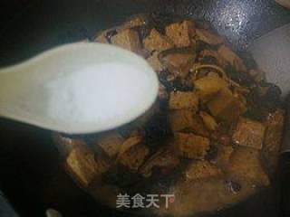 經典上海菜----【四喜烤麩】的做法步驟：9
