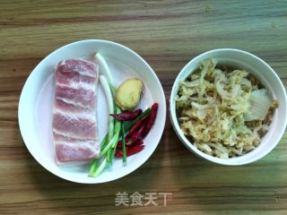酸菜白肉的做法步驟：1