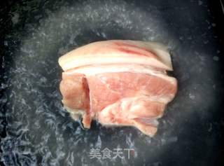 白切肉的做法步驟：1