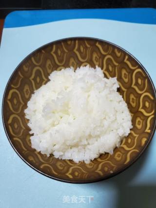 火龍果飯團的做法步驟：1