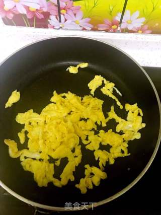 揚(yáng)州炒飯的做法步驟：2