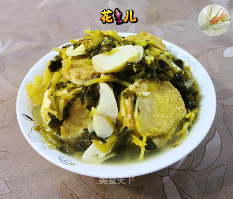 咸菜鞭筍煮圓素雞的做法