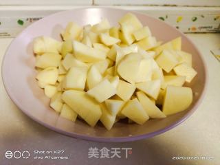 咖喱雞肉土豆拌飯的做法步驟：3