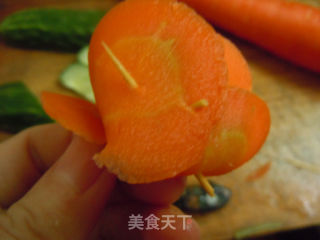 菜盤不在孤單---【花樣圍邊】的做法步驟：10