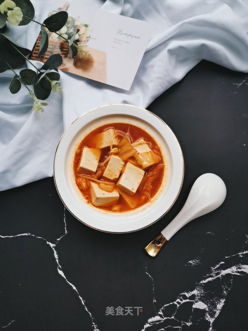 辣白菜豆腐湯的做法