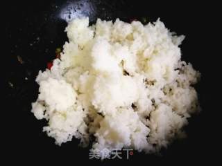 咖喱菠蘿炒飯的做法步驟：11